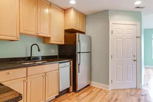 4348 N Sacramento Ave, Chicago, IL 60618 - Photo 5