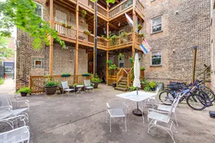 4348 N Sacramento Ave, Chicago, IL 60618 - Photo 23