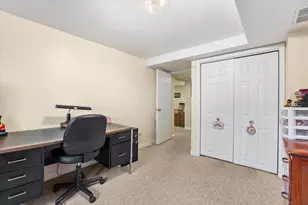 3300 Ailsworth Ct, Darien, IL 60561 - Photo 27