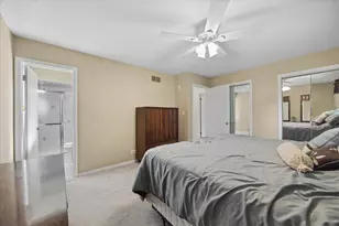 3300 Ailsworth Ct, Darien, IL 60561 - Photo 15