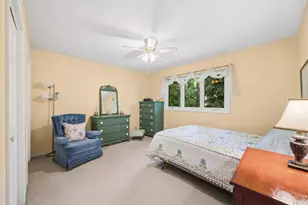 3300 Ailsworth Ct, Darien, IL 60561 - Photo 17