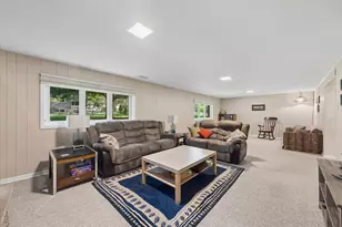 3300 Ailsworth Ct, Darien, IL 60561 - Photo 25