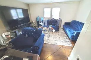 1026 Victoria Ave, North Chicago, IL 60064 - Photo 11