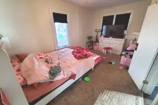 1026 Victoria Ave, North Chicago, IL 60064 - Photo 7