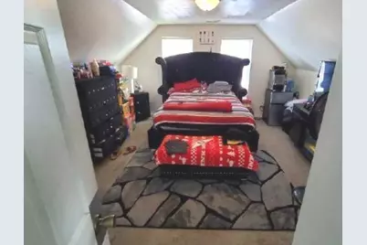 1026 Victoria Avenue, North Chicago, IL 60064 - Photo 15