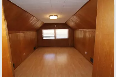 5642 W Newport Avenue, Chicago, IL 60634 - Photo 11