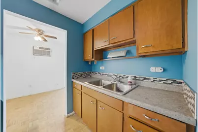 9717 S Keeler Avenue #109, Oak Lawn, IL 60453 - Photo 7