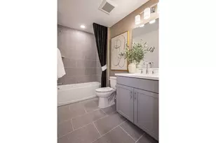 250 Mary Dr, Schaumburg, IL 60193 - Photo 21