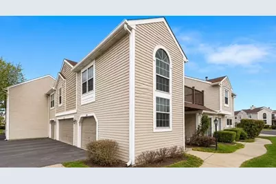634 Le Parc Circle #634, Buffalo Grove, IL 60089 - Photo 1
