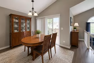 634 Le Parc Cir, Buffalo Grove, IL 60089 - Photo 7