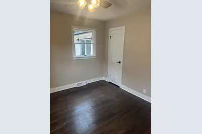 1009 Plaza Drive, Joliet, IL 60435 - Photo 7