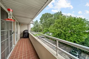 10832 S 76th Ave, Worth, IL 60482 - Photo 11