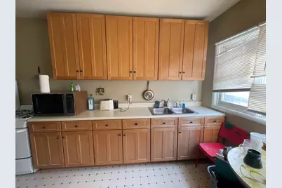 1013 W Church Street, Champaign, IL 61821 - Photo 5