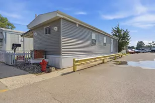 1513 46th Ave, Melrose Park, IL 60160 - Photo 13