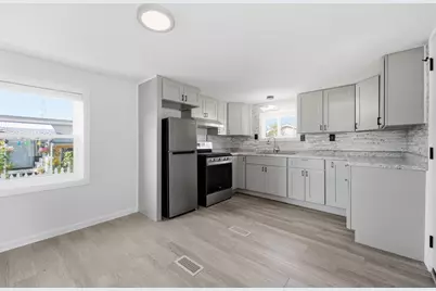 1513 46th Avenue, Melrose Park, IL 60160 - Photo 5