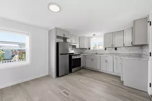 1513 46th Ave, Melrose Park, IL 60160 - Photo 5
