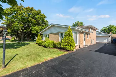 5016 W 107th Street, Oak Lawn, IL 60453 - Photo 13