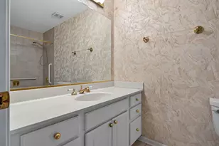 29 Chancel Ln, Glen Ellyn, IL 60137 - Photo 33