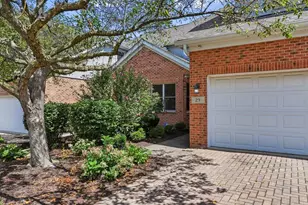 29 Chancel Ln, Glen Ellyn, IL 60137 - Photo 3