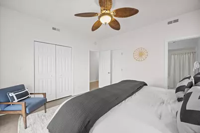 1249 N Bosworth Avenue #1N, Chicago, IL 60642 - Photo 9