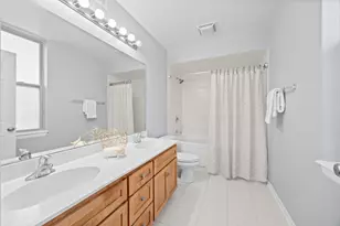 1249 N Bosworth Ave, Chicago, IL 60642 - Photo 11