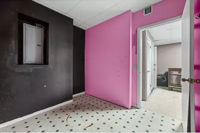 1104 W Glen Flora Avenue, Waukegan, IL 60085 - Photo 11