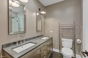 520 S State St, Chicago, IL 60605 - Photo 9