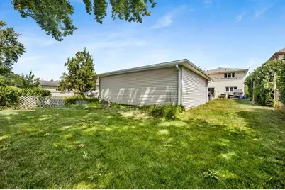 8631 W Stolting Road, Niles, IL 60714 - Photo 21