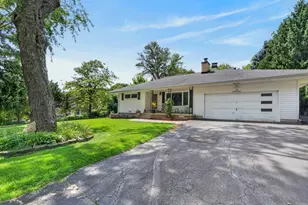 1208 Getzelman Trail, Algonquin, IL 60102 - Photo 3