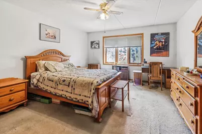 5320 N Lowell Avenue #205, Chicago, IL 60630 - Photo 11