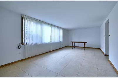 611 N Lincoln Avenue, Addison, IL 60101 - Photo 13