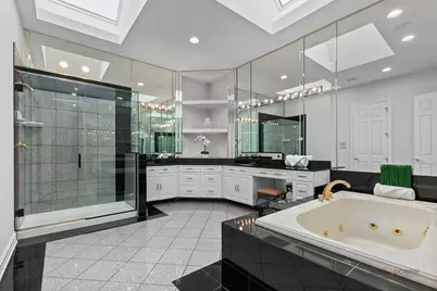 1925 Turtle Bay Road, Vernon Hills, IL 60061 - Photo 29