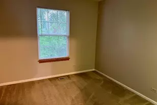 13361 W Heiden Cir, Lake Bluff, IL 60044 - Photo 9