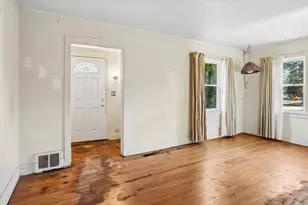 657 E Prairie Ave, Des Plaines, IL 60016 - Photo 3