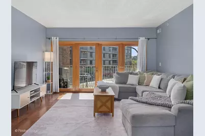 175 W Brush Hill Road #104, Elmhurst, IL 60126 - Photo 5