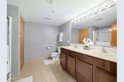 175 W Brush Hill Road #104, Elmhurst, IL 60126 - Photo 15
