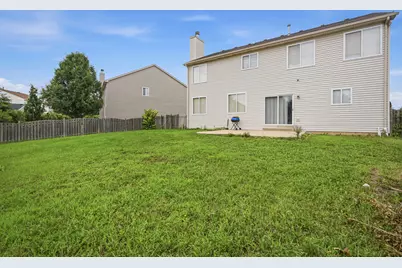 702 Silver Leaf Court, Joliet, IL 60431 - Photo 3