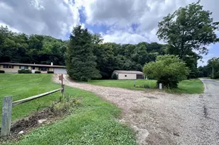 895 Thenius Rd, Sparland, IL 61565 - Photo 3