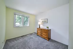 2287 Durham Dr, Wheaton, IL 60189 - Photo 13