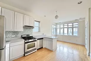 3446 N Bell Ave, Chicago, IL 60618 - Photo 5