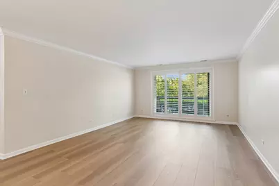 501 Lake Hinsdale Drive #109, Willowbrook, IL 60527 - Photo 5