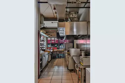 7441 Madison Street, Forest Park, IL 60130 - Photo 11