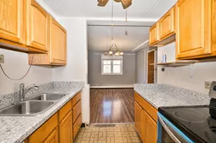 6161 N Hoyne Ave, Chicago, IL 60659 - Photo 3