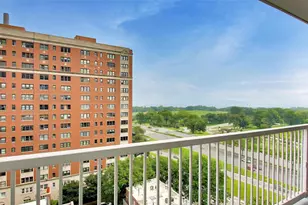 4250 N Marine Dr, Chicago, IL 60613 - Photo 25