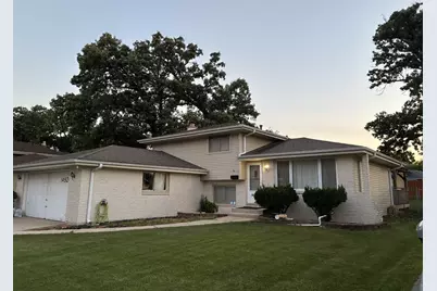14924 Knox Avenue, Midlothian, IL 60445 - Photo 1