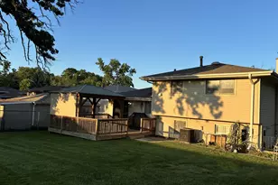 14924 Knox Ave, Midlothian, IL 60445 - Photo 5