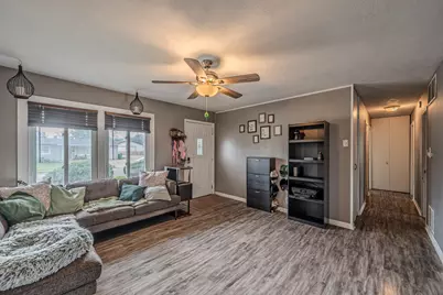 404 Kenyon Avenue, Romeoville, IL 60446 - Photo 5