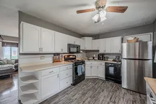 404 Kenyon Ave, Romeoville, IL 60446 - Photo 15