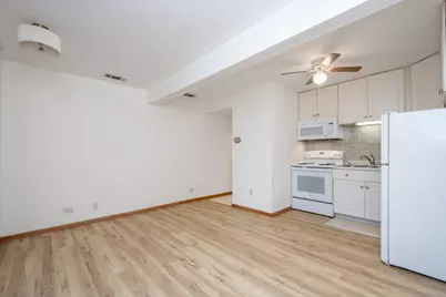 53 Oak Hill Colony #3, Fox Lake, IL 60020 - Photo 5