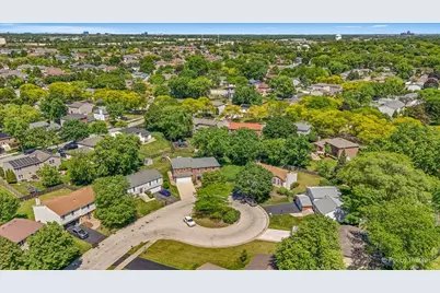 1280 Pembrook Circle, Roselle, IL 60172 - Photo 39